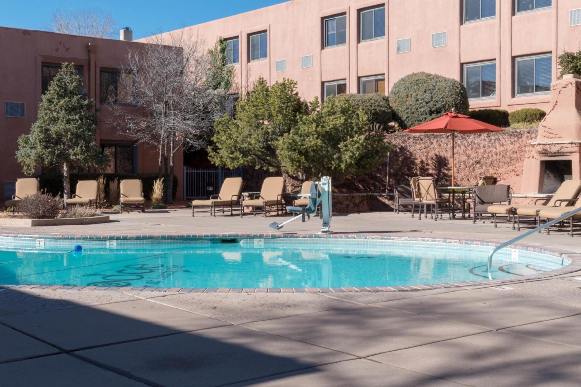 Hotel The At